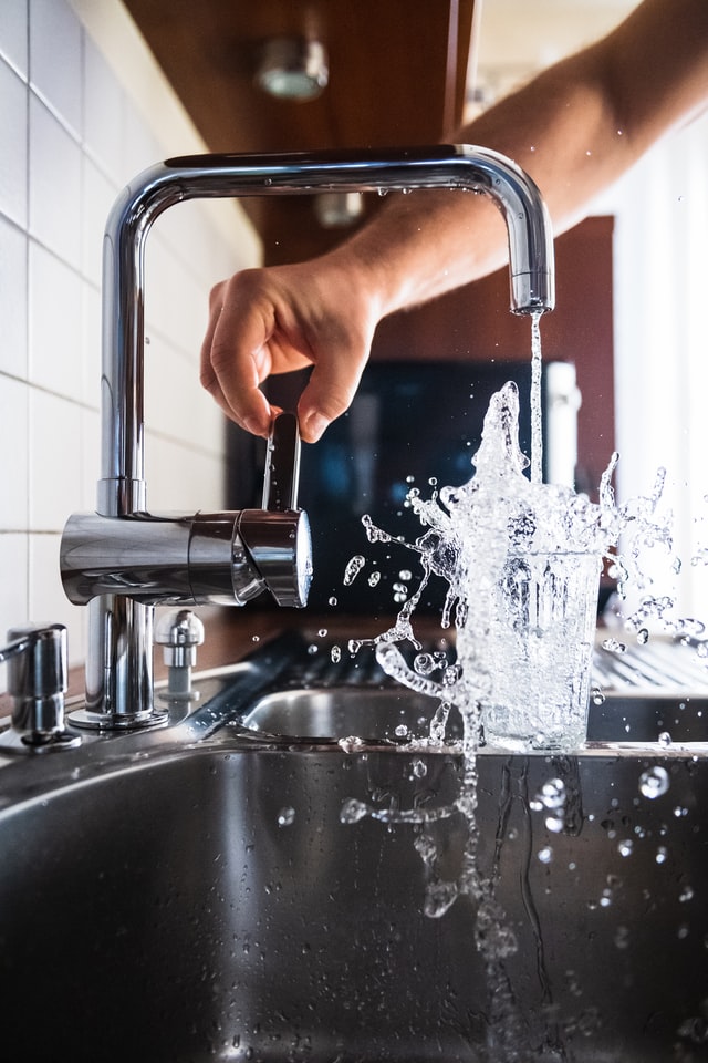 agua fluorada